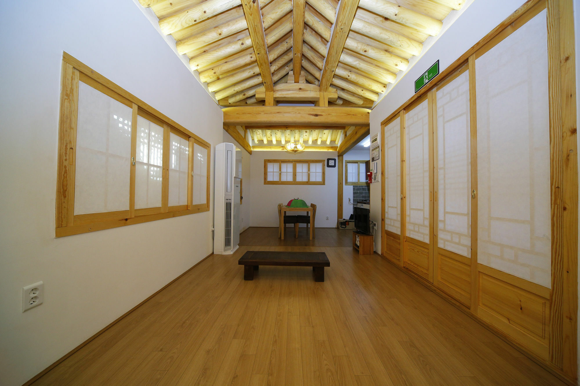 Hanok 24 Guesthouse Gyeongbokgung Seul Dış mekan fotoğraf